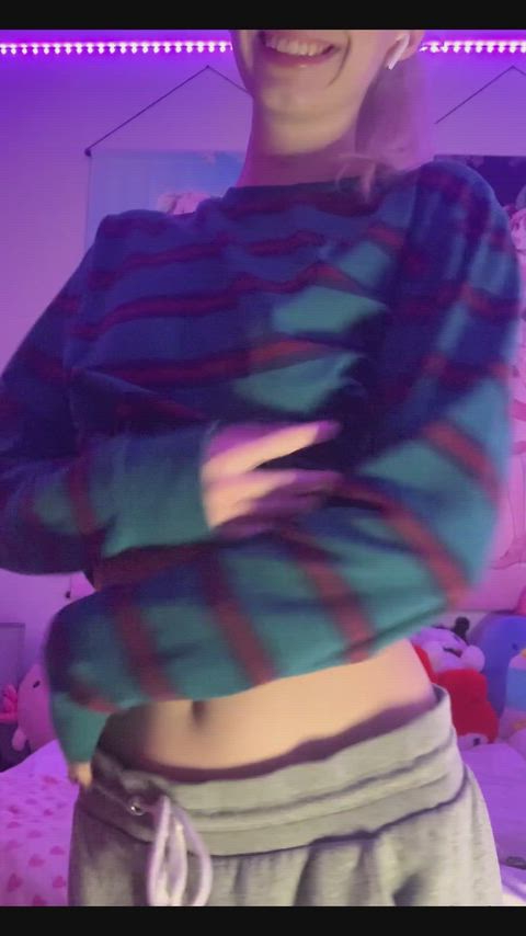 Can my small boobs make you hard