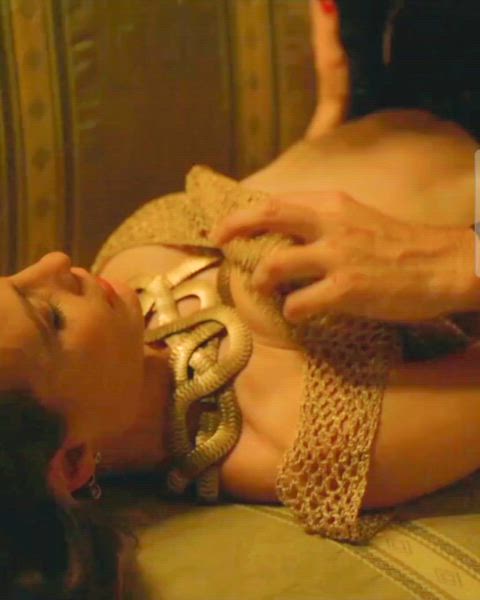 Sadie Gray And Sara Matteucci - Supersex s01e04 (2024)
