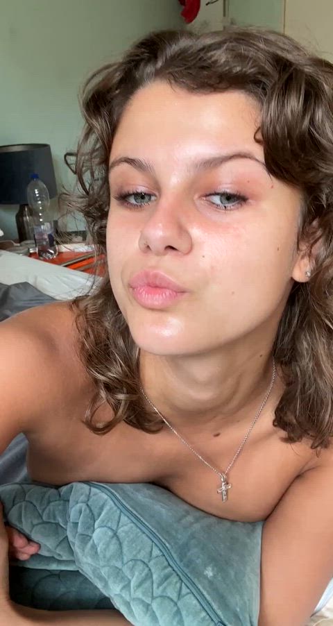 Watch me look back at you while you pound my little pussy 🥹💖🫶🏻🍬