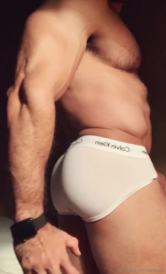 Striptease aim to Please