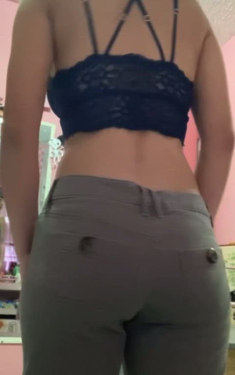 Would u eat my ass or pussy first…