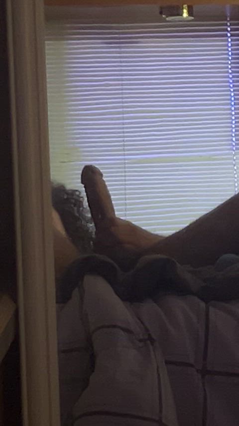 Late night for late orgasms