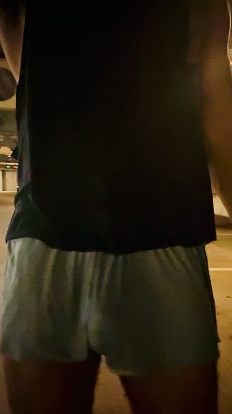 40 bi parking garage stroll