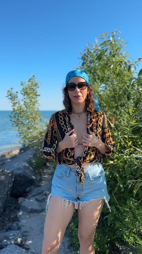 Discreet flash at a public beach