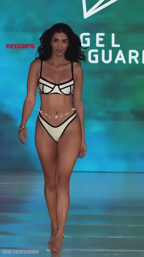 Jaskiran Kaur for Miami Swimwear 2025