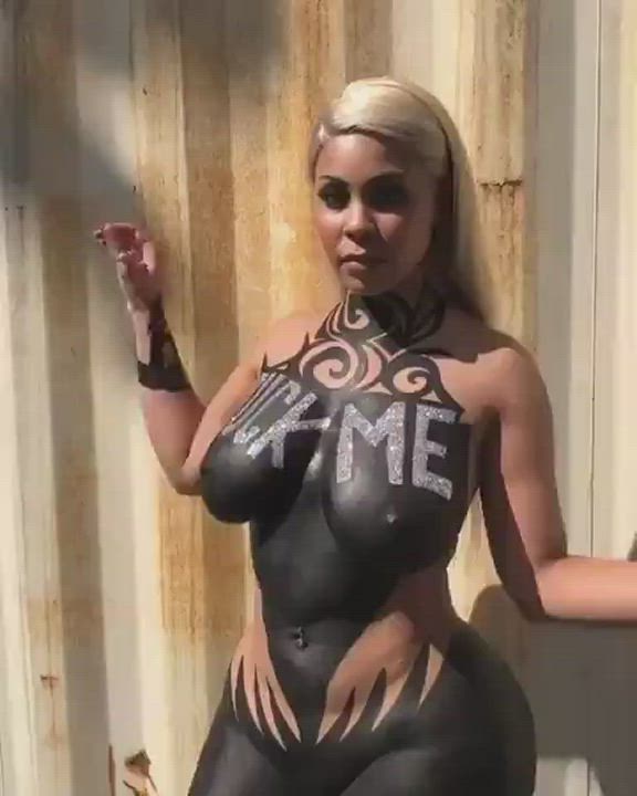 The Role Model of Trashyboners