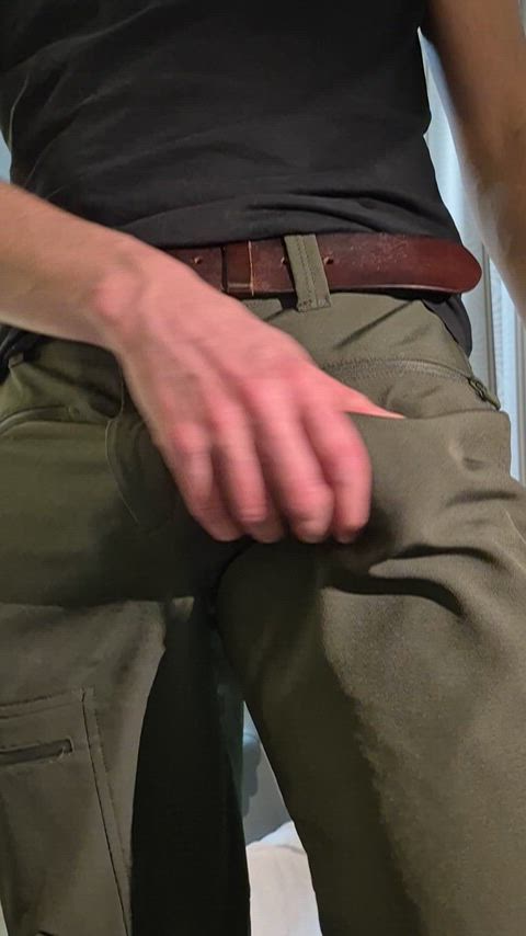 Making mondays a bit more interesting walking around like this