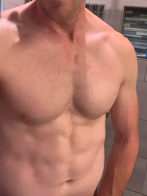 What’s everyone having for dinner tonight?? 😏😇