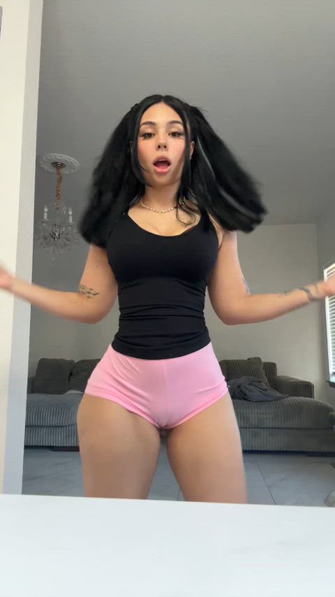 Do you like my ass bouncing