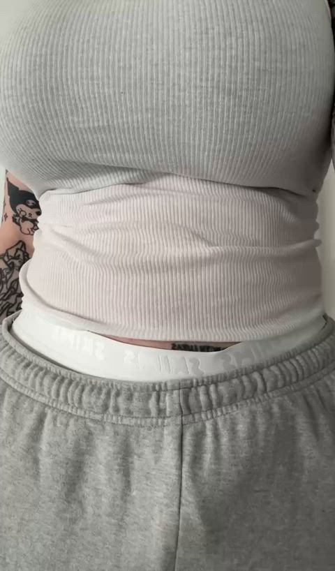 Say yes if you'd recive my nudiies (just wait)