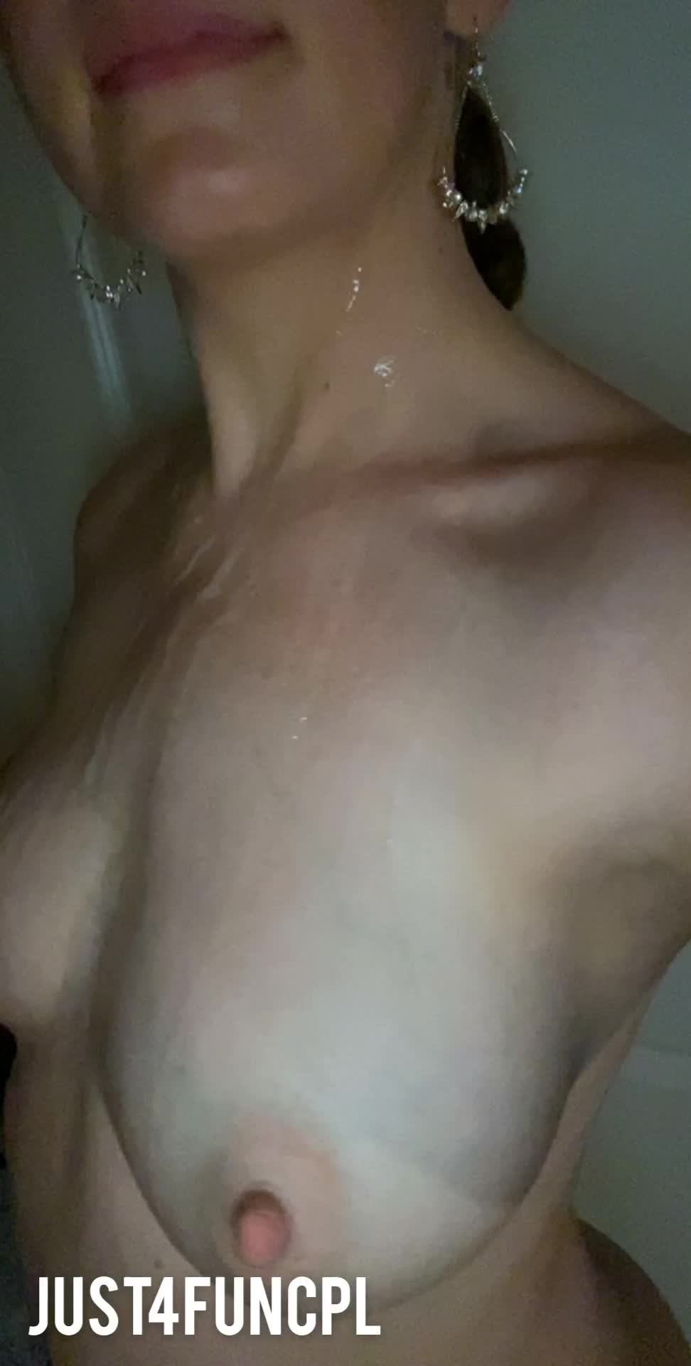 Do you like your MILFs glazed?