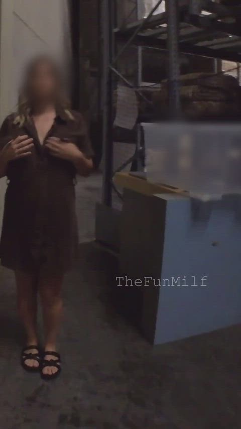 Pregnant and taking it all off!