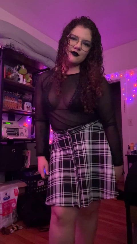 I promise I am fun to thrust up against 🤭😜🍑