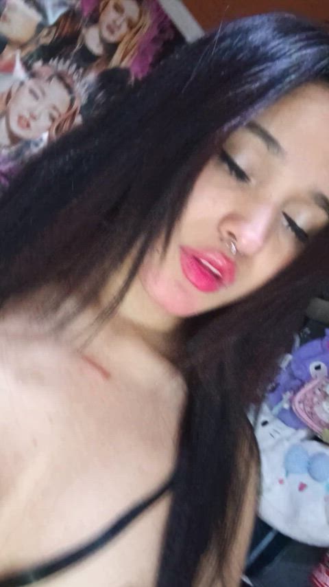 being in heat isnt good for my mental :3