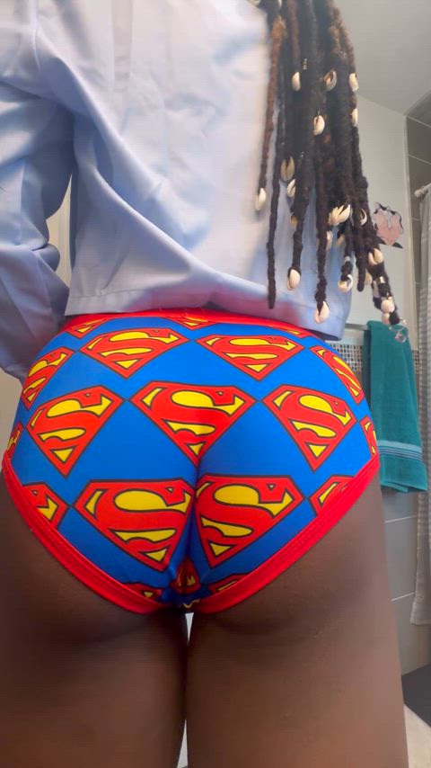 Clark Kent Booty🫶🏾