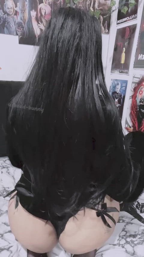 Your gothic slut at your disposal