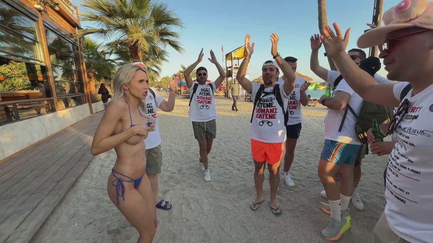 I could be a good entertainer for bachelor parties lol