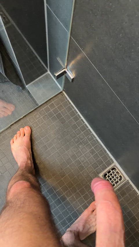 Downcurved Dick cum shower