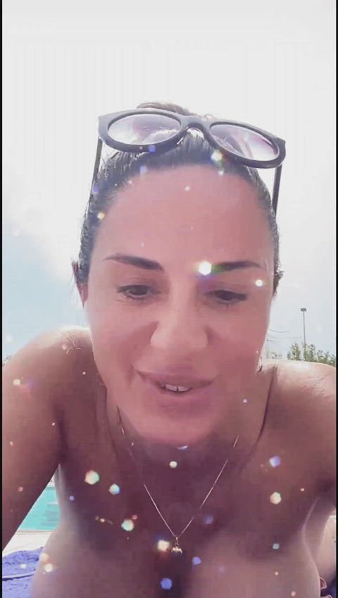 Paola Iezzi (Paola e Chiara) topless 🤤🤤💦💦