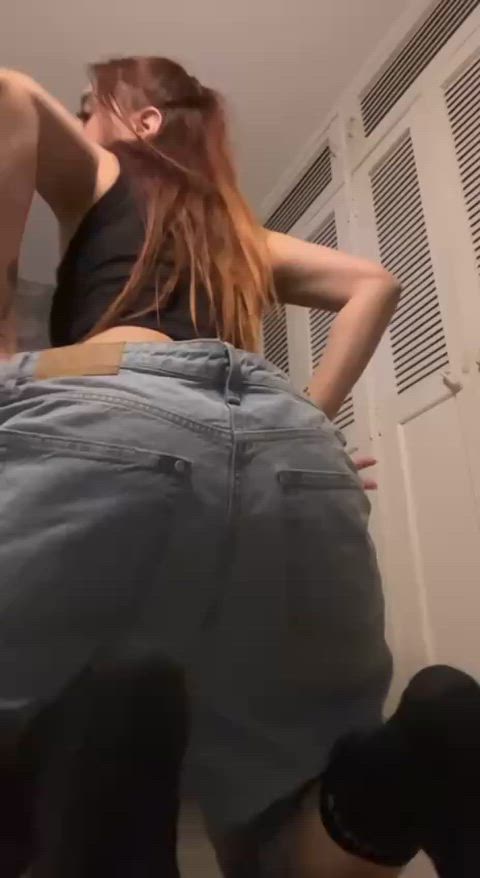 Do you love seeing a ginger undressing