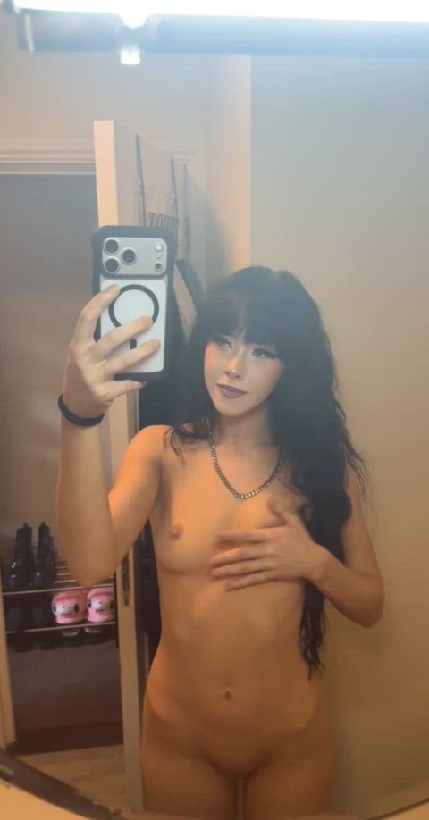 OnlyFans Teen Tits Porn GIF by saphizox