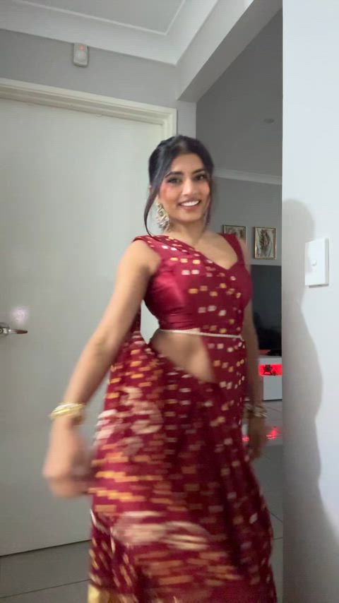 Isnt Kavya just gorgeous