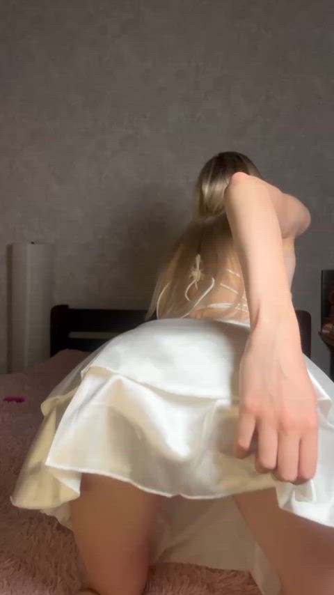 What do you think of girls who don't wear panties??