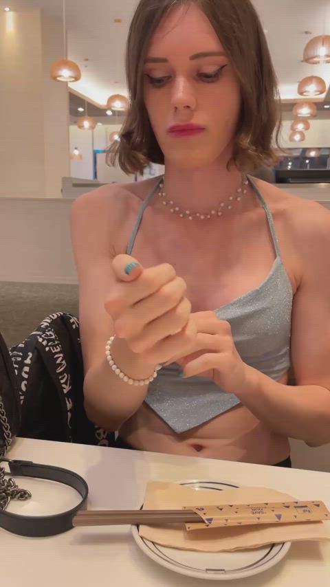 Flashing my boobs and cock in a cafe