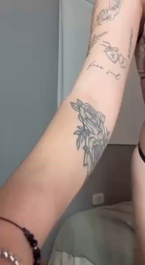 19F. Bored as hell, looking for some fun nearby