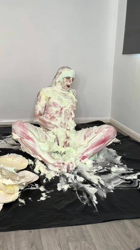I heard girls covered in pie are the horniest 😜