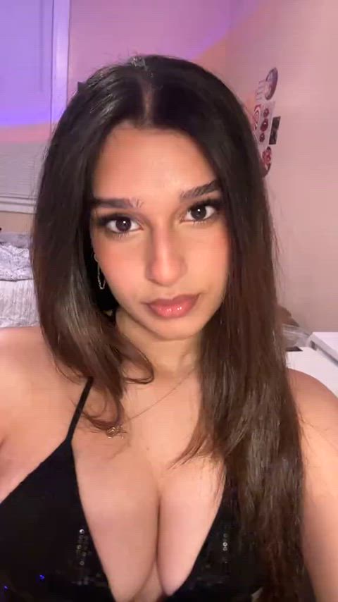 That face and tits need to be ruined
