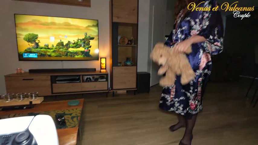 Would you spank me for being bad? 👋🍑