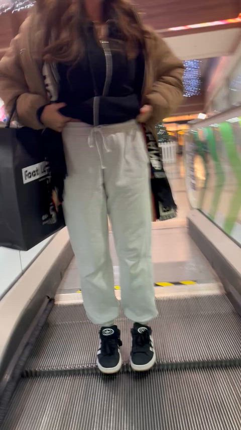 Last minute Christmas shopping