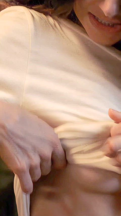 Alison Brie - Freelance (2023)