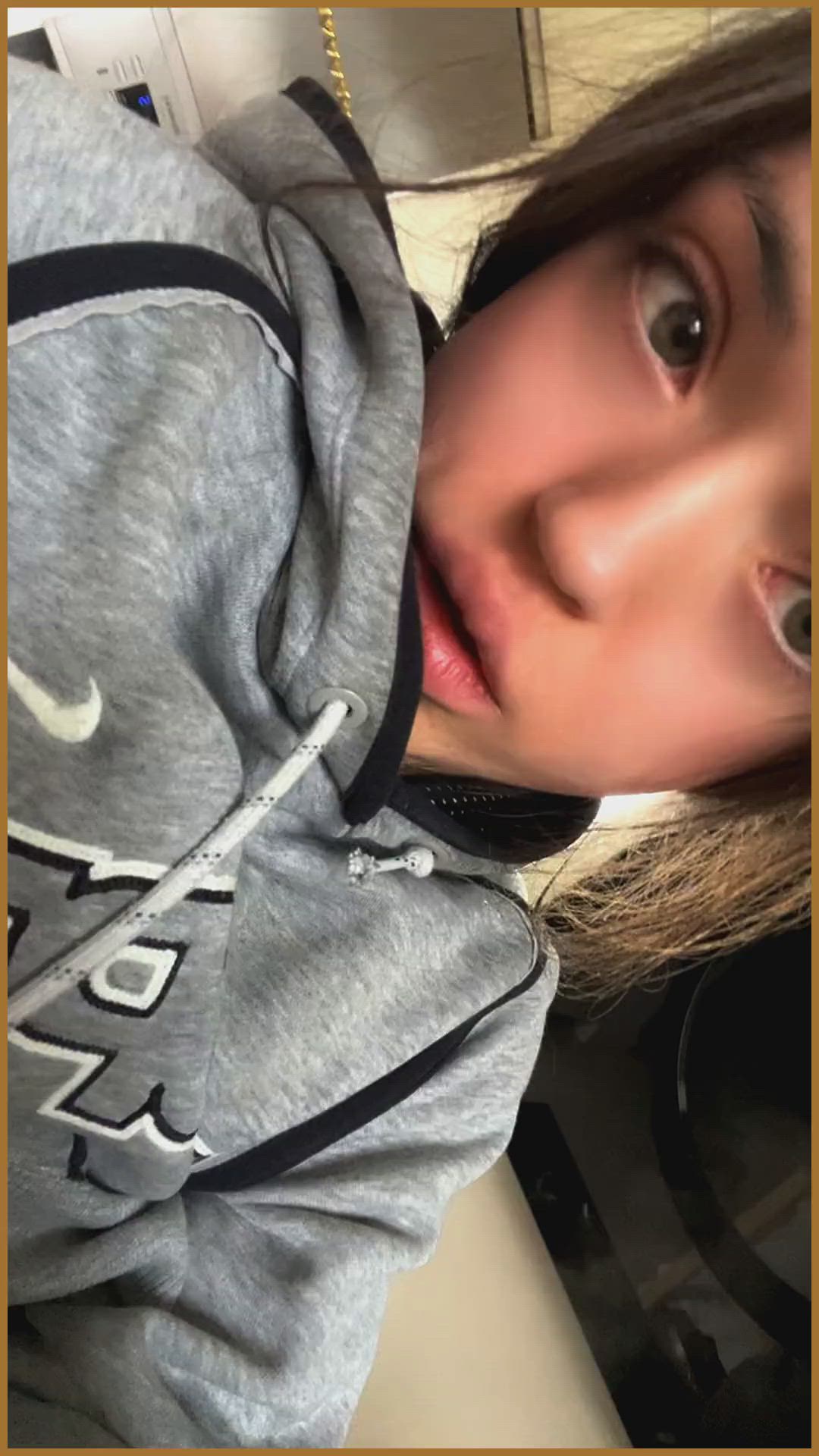 GIF thumbnail