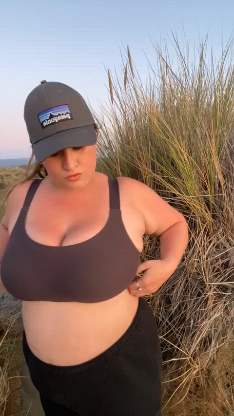 got caught by four people walking down the beach