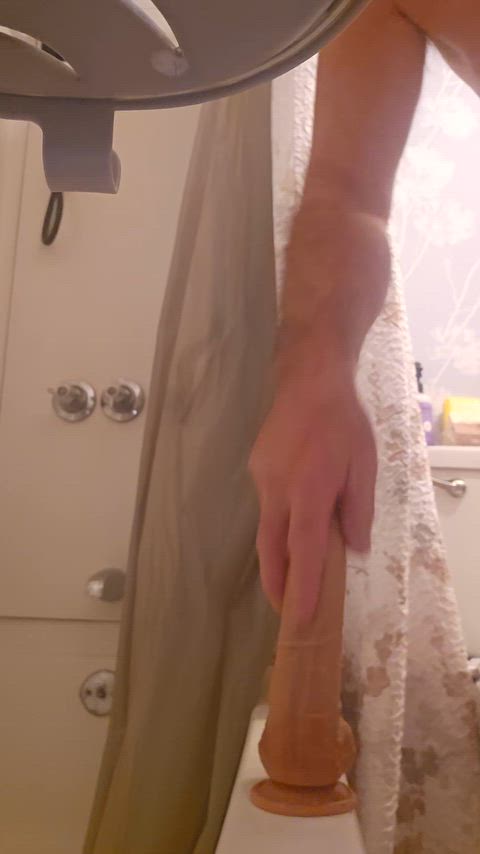 Hey Baby, I love fucking my tight ass knowing that you're watching me😍 and getting really hard. I hope that I make you cum a really big load. 😋😋😋Follow me if you want to see more of my tight fucking ass 💋 thumbnail