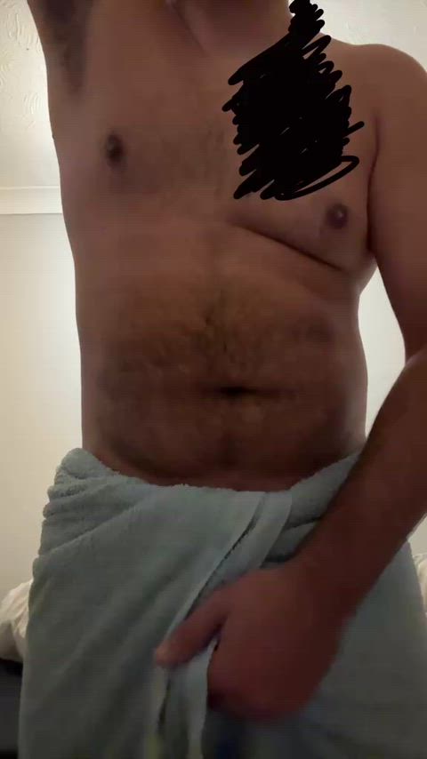 36. Looking for a sub to serve me after my shower. Where you lot at?