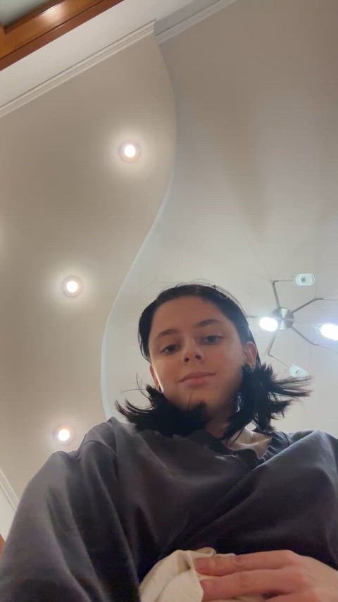 Say Yes if you wld eat my pussy?