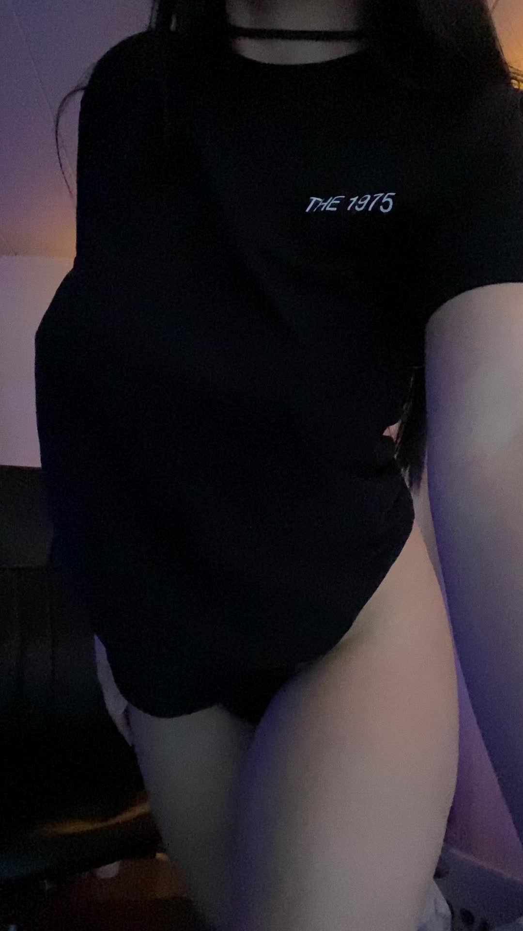 Happy humpday🖤