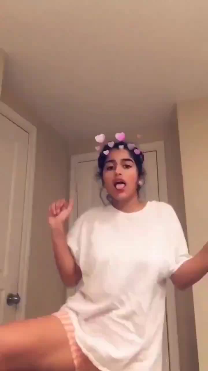 cute girl full video