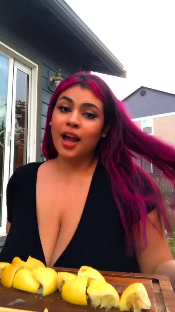 Bigger than her head