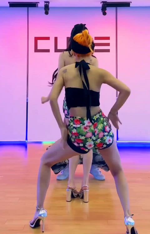 Soyeon, Yuqi & Hyolyn