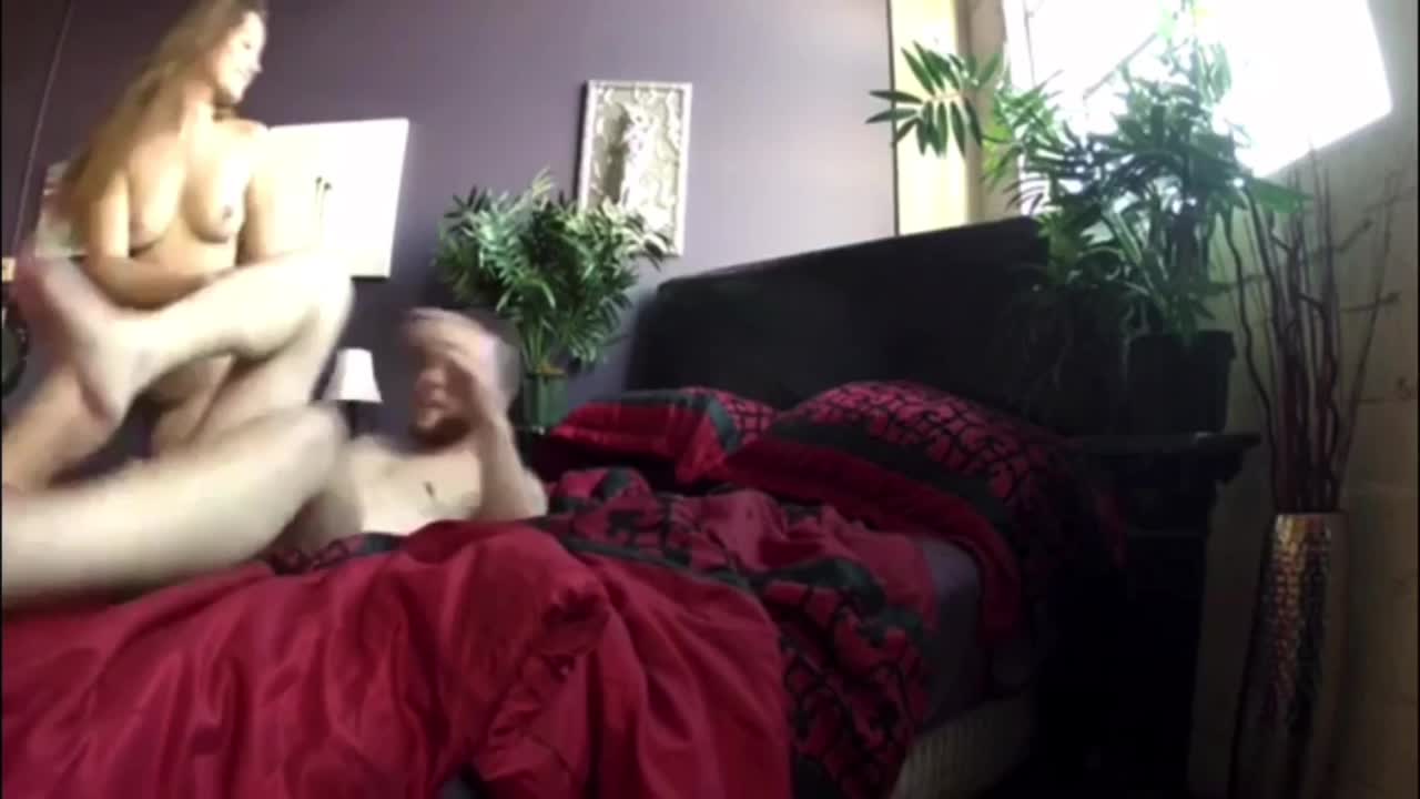Dani giving a rimjob to a lucky dude