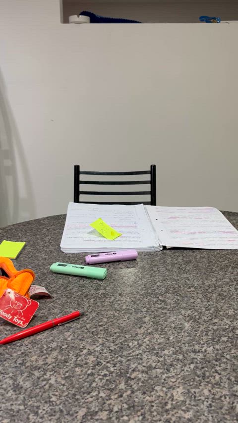 Do you like nerdy latina