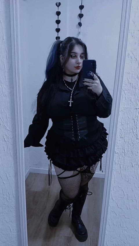 Alt Amateur Chubby Fishnet Goth Latina OnlyFans Raven Thick Thighs Thighs Porn GIF by raven.roth