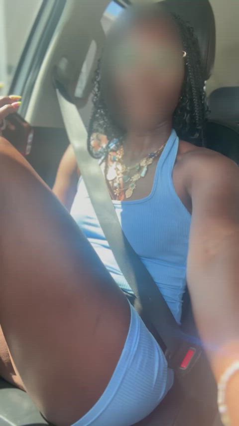 32, married, mom of 4, pussy still pretty…