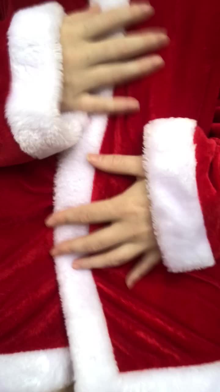 Some Christmas themed un! Play with sounds on. 🎄✨