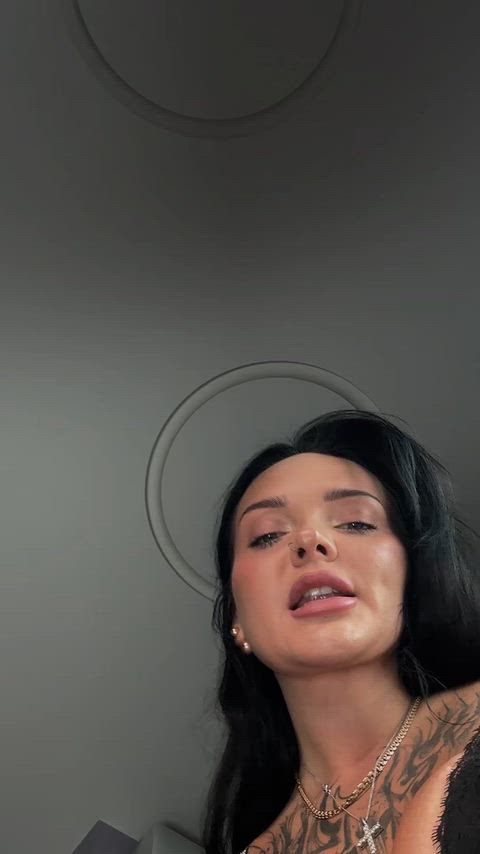 Open your mouth, honey