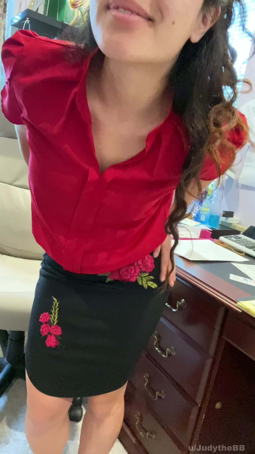 Boss said I had to be clocked in, didn’t say anything about having to wear panties 🤷🏻‍♀️